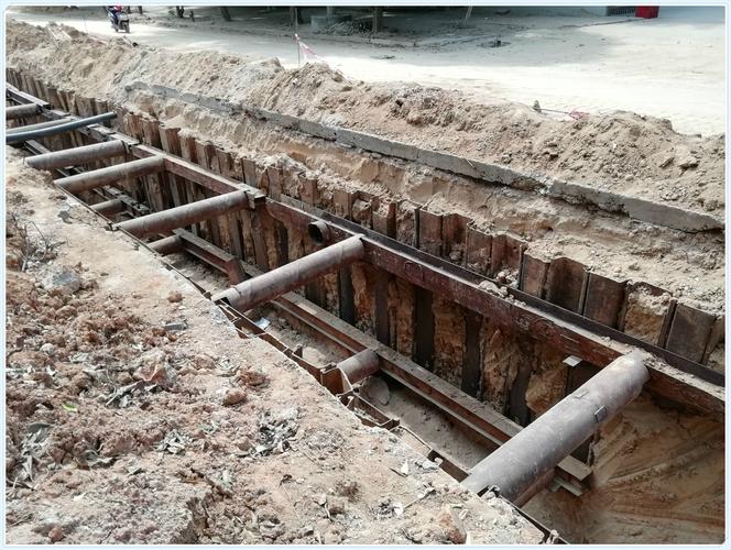 广州拉森海南省三亚学院路北段升级改造钢板桩支护项目